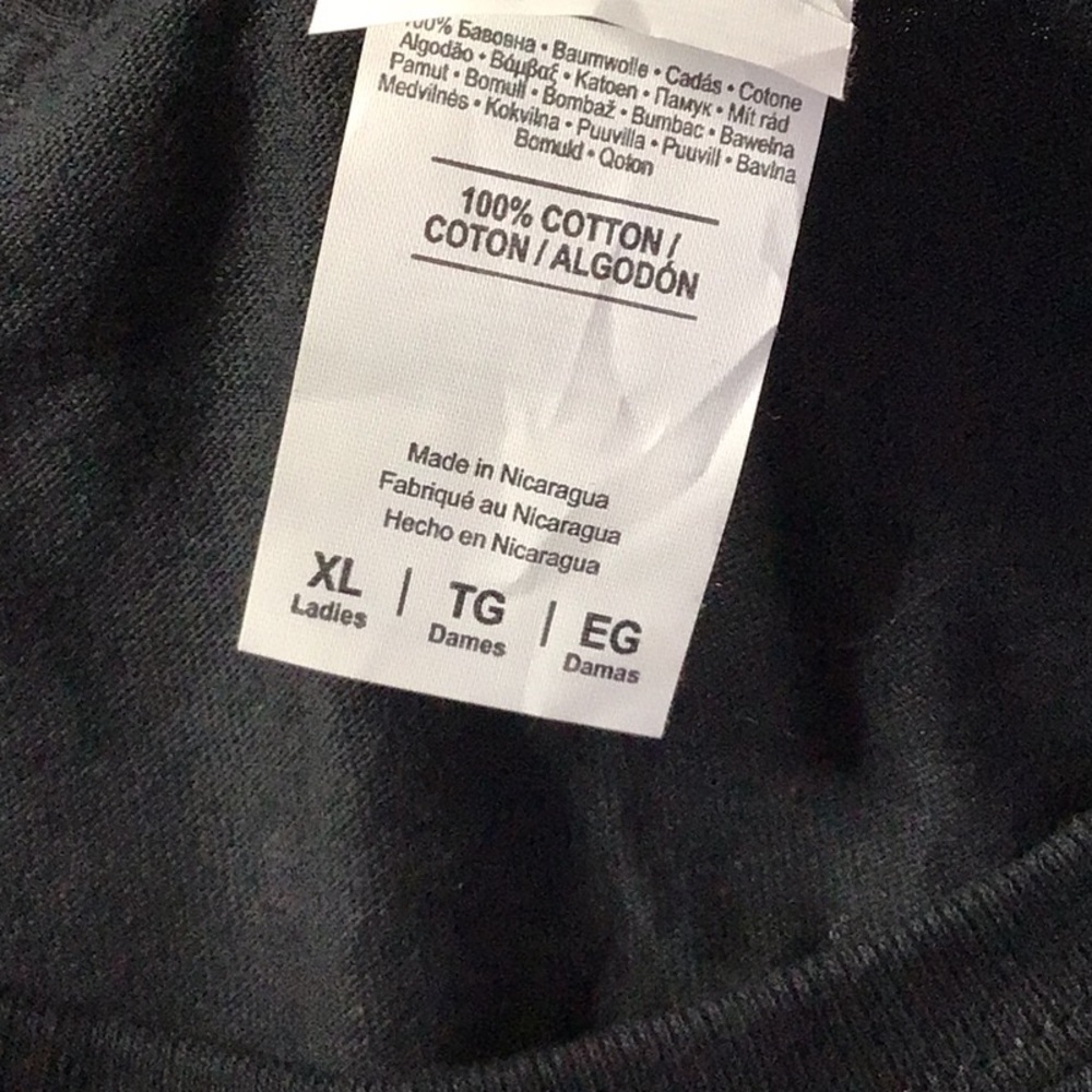 Gildan Black XL Short Sleeve Graphic T-Shirt. (0086) - Picture 4 of 4